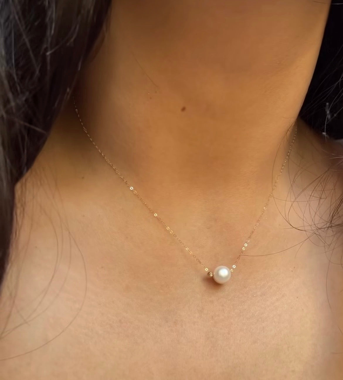 Collier en Or18k avec perle naturelle
