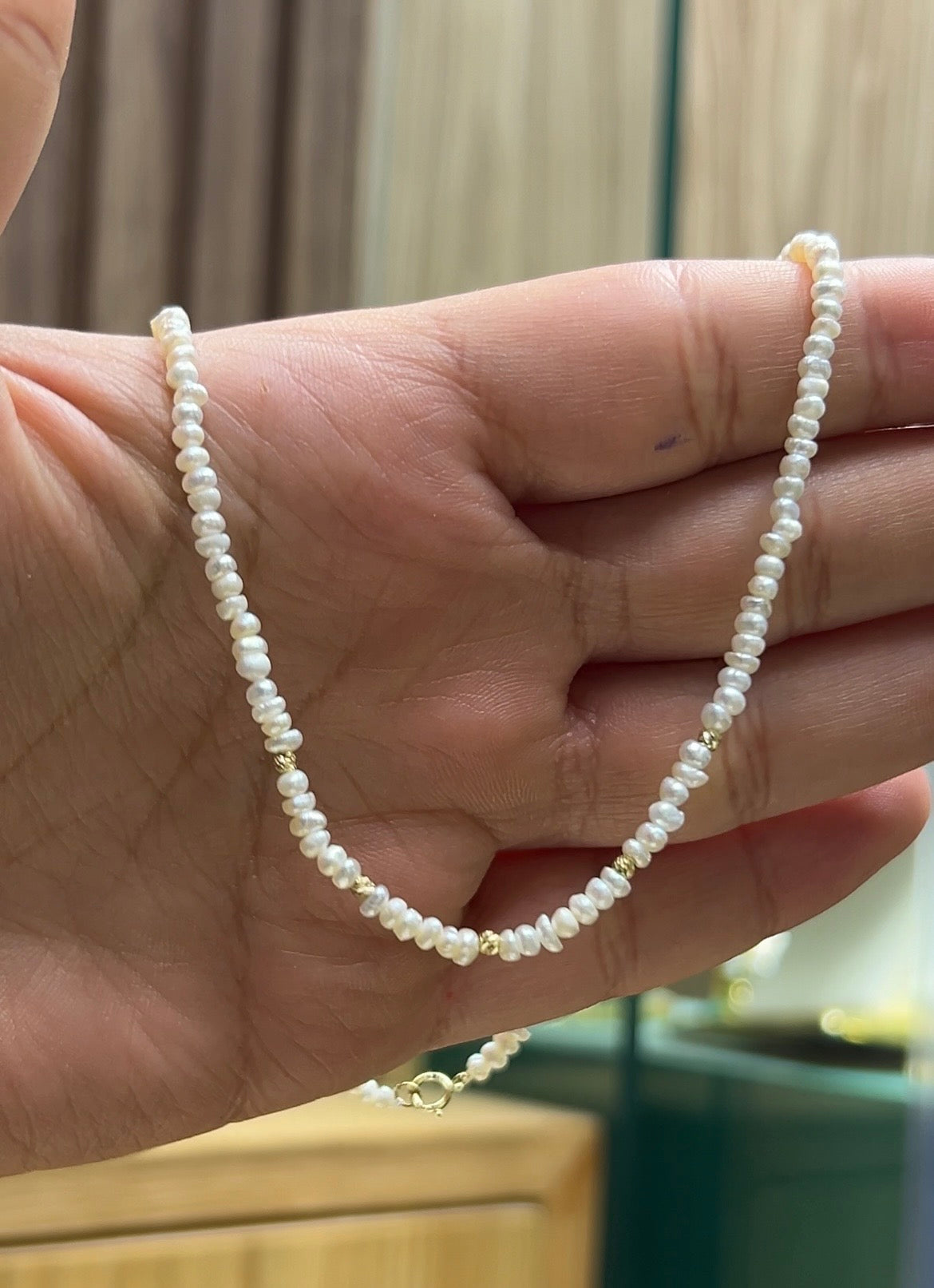 Collier jouhar hor avec boules + fermoire en Or18k
