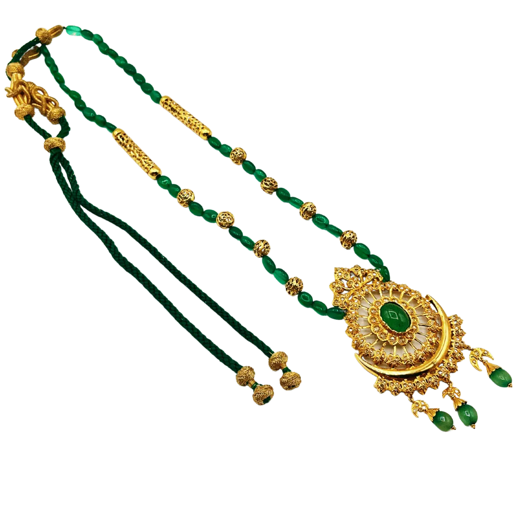 Sautoir Traditionnelle Sertie d’Émeraudes