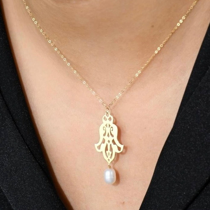 Collier khmissa en Or18k avec johra naturelle