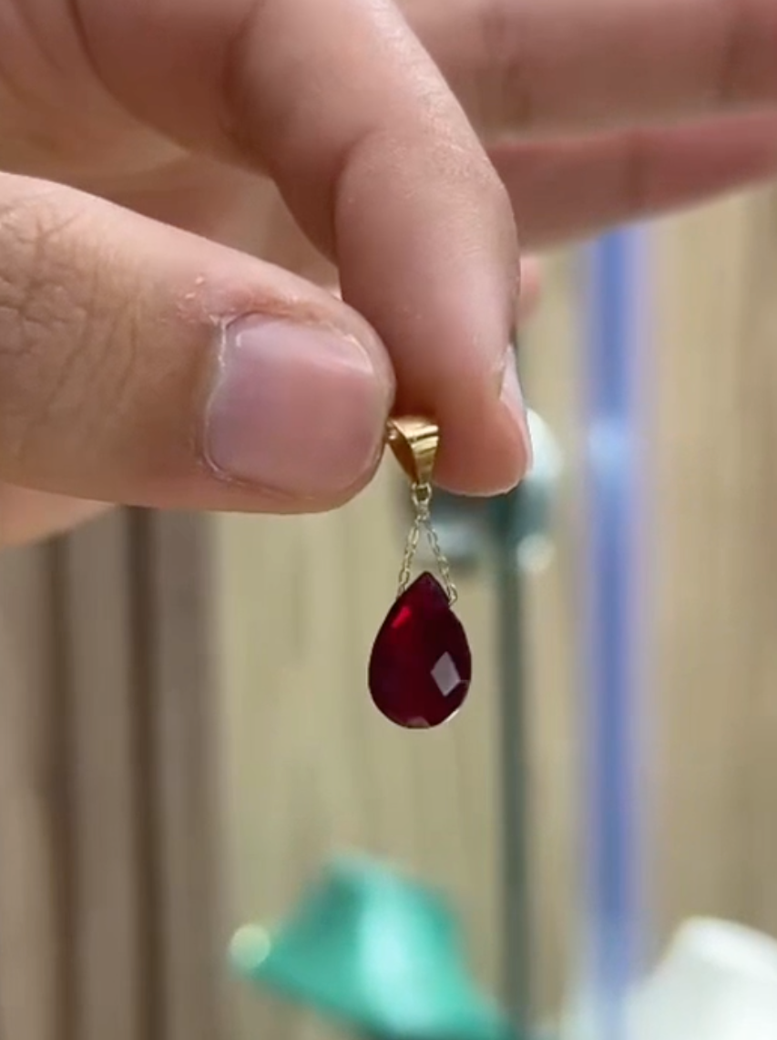 Pendentif en Or 18k