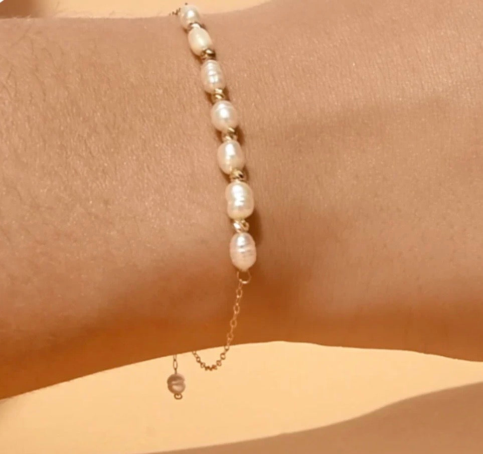 Gourmette en Or18k avec jouhar naturelle