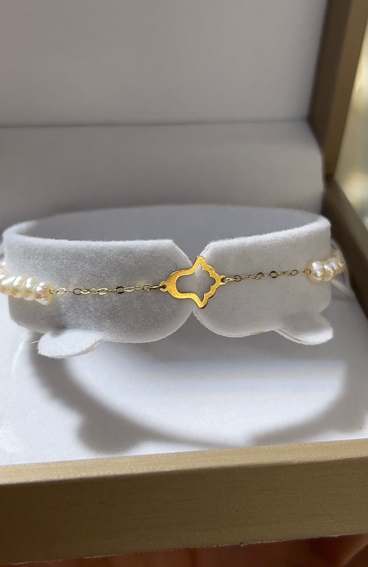 Cordon bracelet khmissa en Or18k avec jouhar naturelle ✅