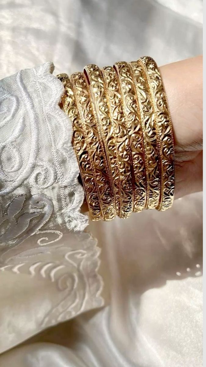 Parure traditionnelle en or 18K