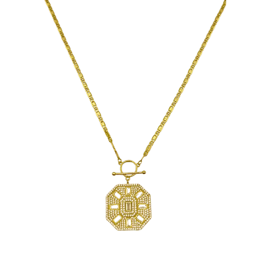 Collier en Or 18K avec Pendentif Classique Carré