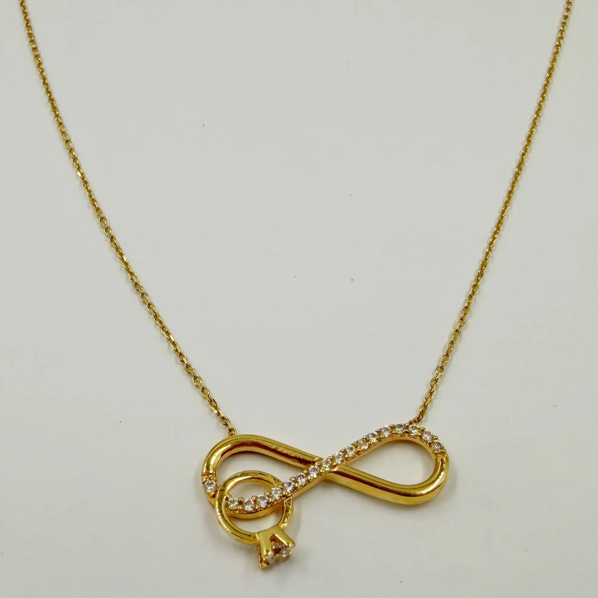 Collier Infini Alliance en Or Jaune 18K
