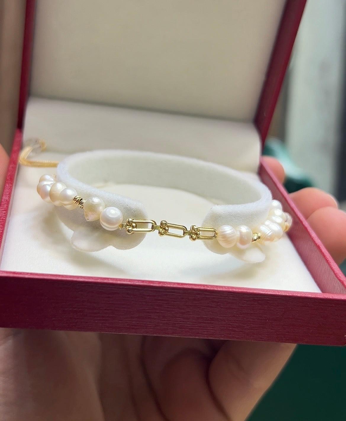 Bracelet tiffany en Or18k (avec johar naturelle)