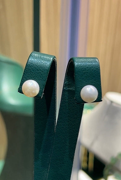 Boucle D’oreille en Or18k avec johar naturelle
