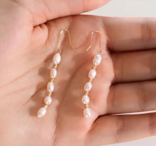 Boucle d’oreille en Or18k avec johar naturelle