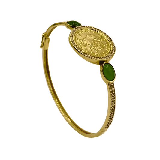 Bracelet moderne avec Médaillon et Pierres Vertes