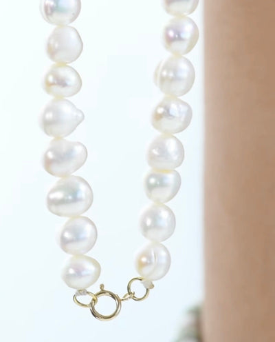 Collier classique Jouhar naturelle avec fermoire en Or18k