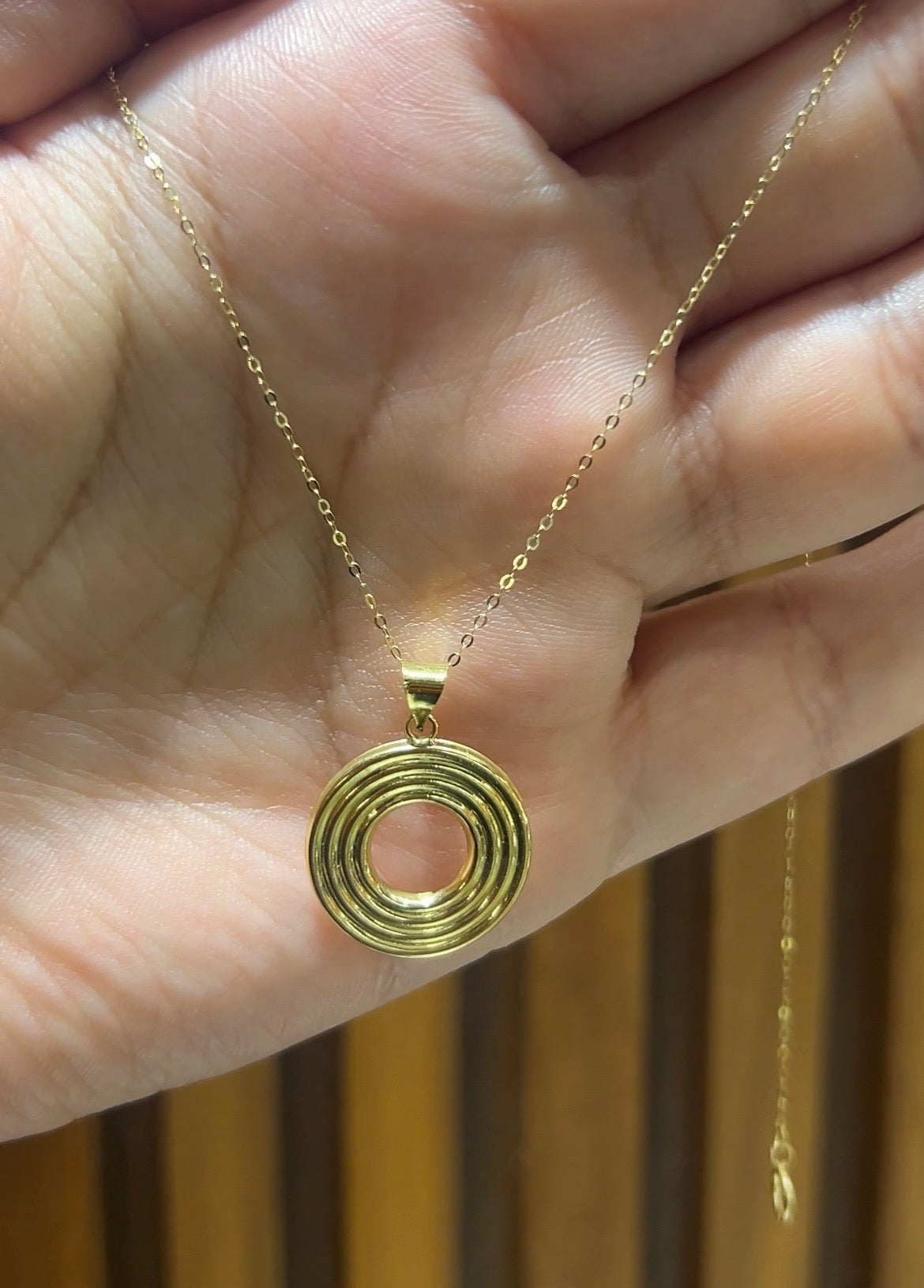 Collier cercle en Or18k