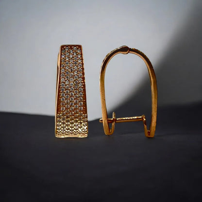 Boucles d’Oreilles en Or Rose avec Zircons Brillants