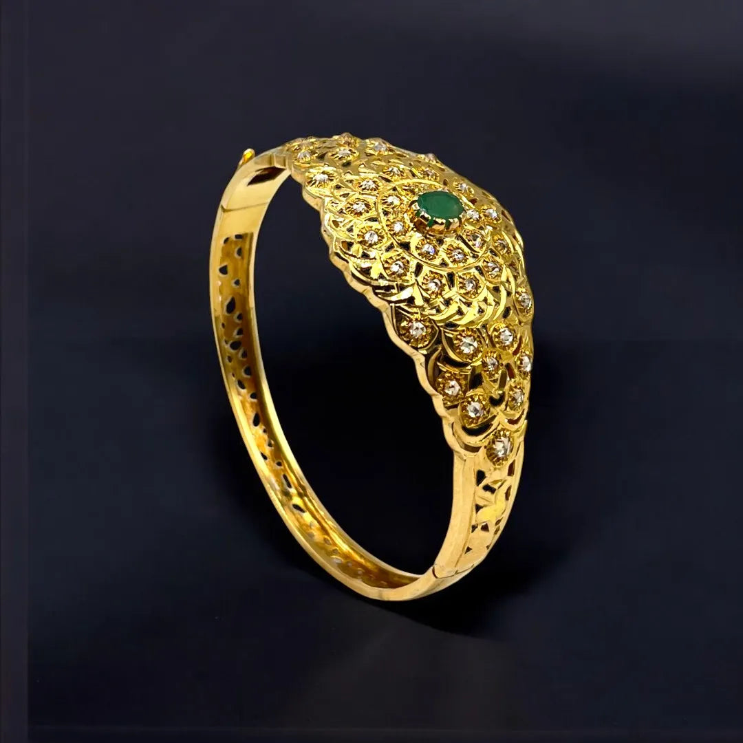 Ensemble Traditionnel en Or 18K avec Émeraudes