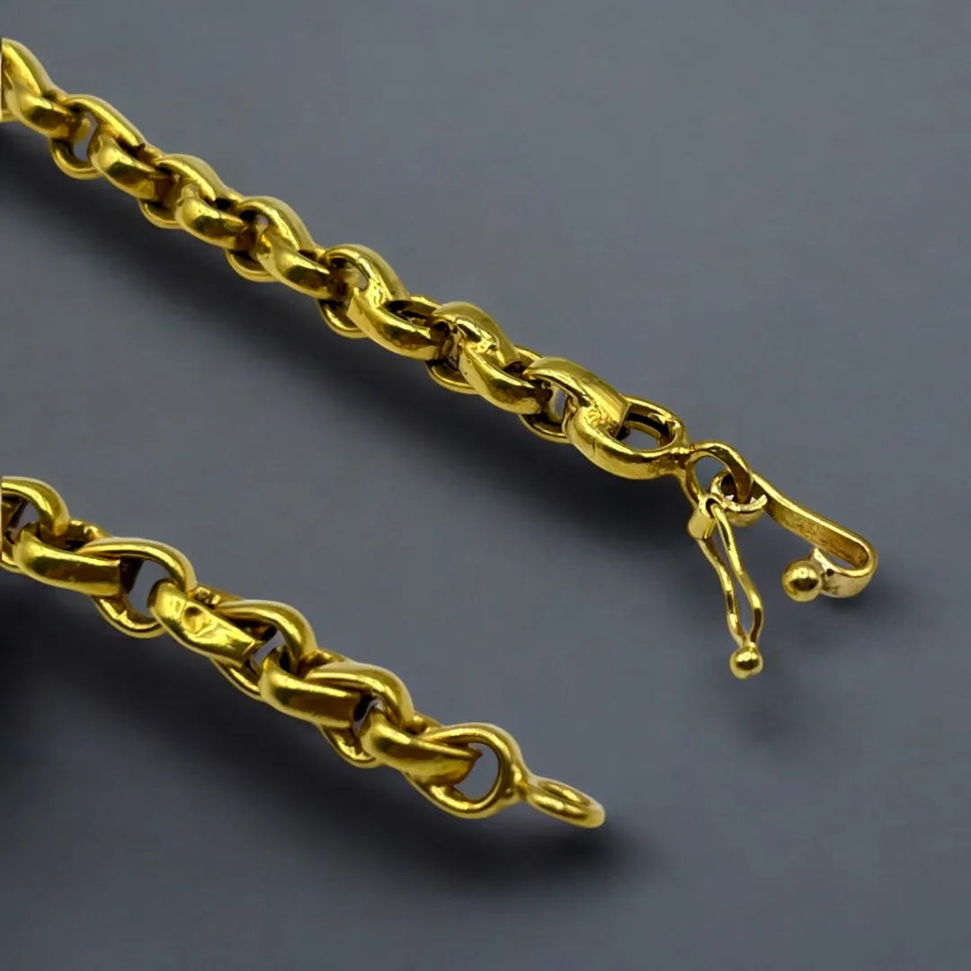 Chaîne en Or 18K – L’Élégance Pure