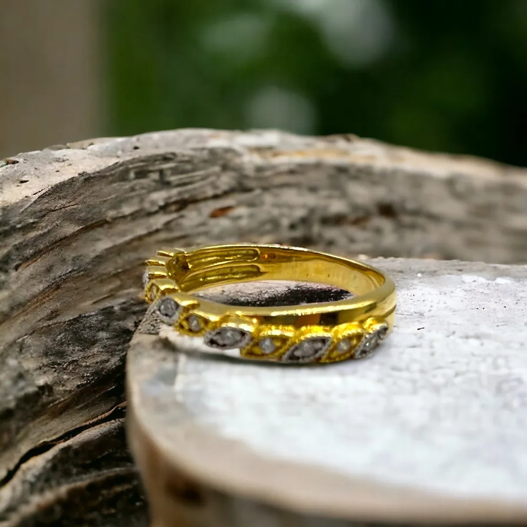 Bague Élégante Serti en Or 18K