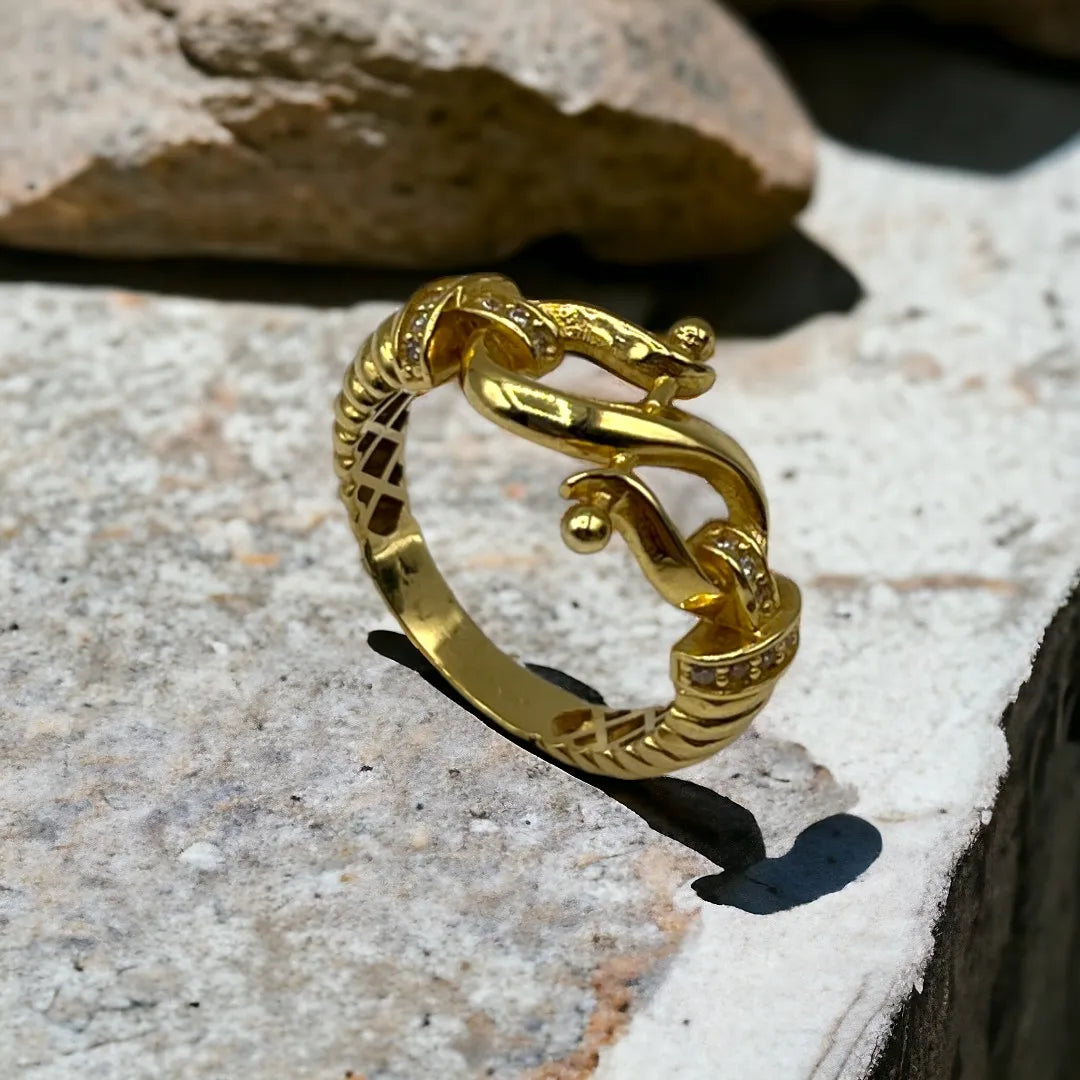 Bague en Or 18K – Élégance et Raffinement