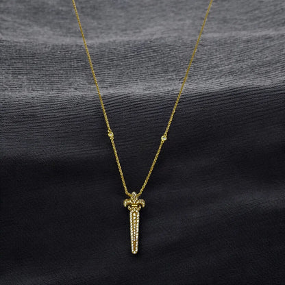 Collier avec Pendentif Épée en Or 18K
