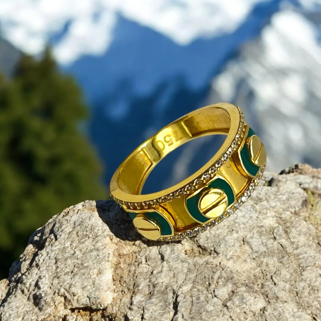 Bague Émaillée en Or Jaune 18K – Élégance Colorée et Raffinée