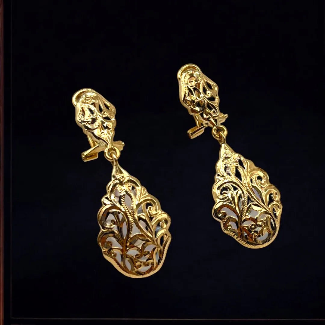 Traditionnelles Boucles d’Oreilles en Or 18k