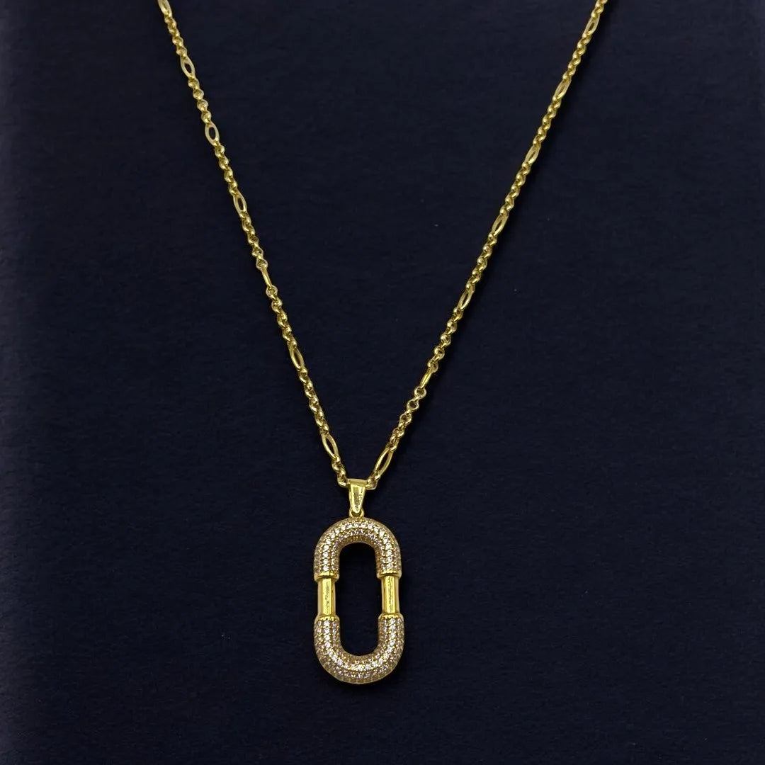 Chaîne Élégante avec Pendentif Raffiné