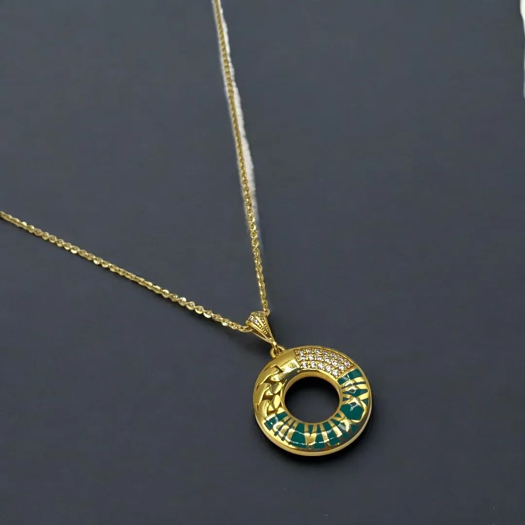 Chaîne Pendentif Rond Émaillé en Or 18K