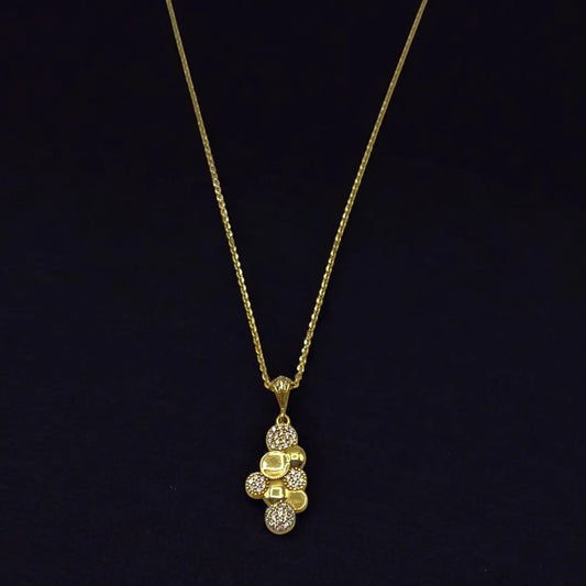 Chaîne avec Pendentif Unique en Or 18K