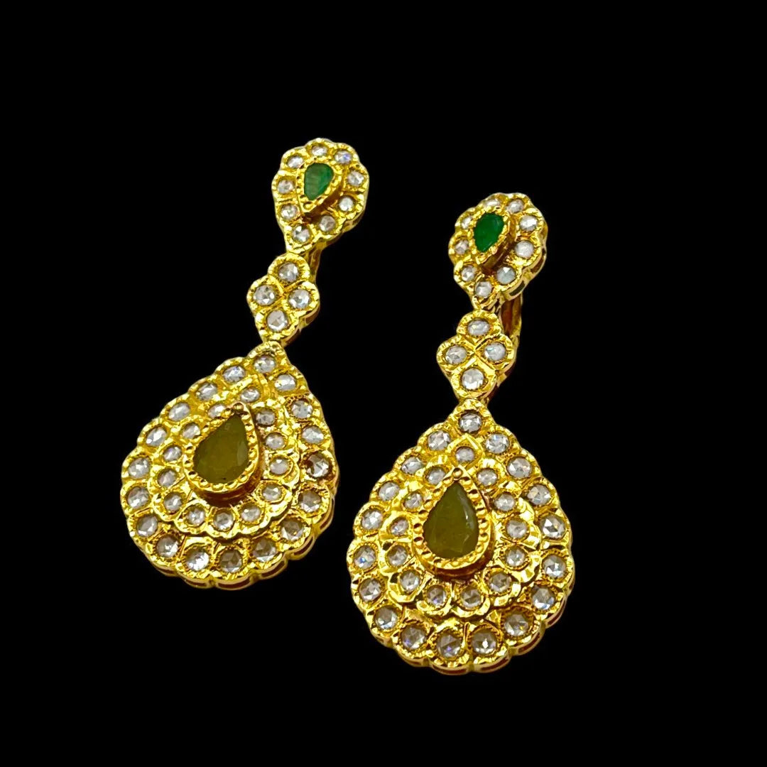 Boucles d’Oreilles en Or 18K avec Émeraude