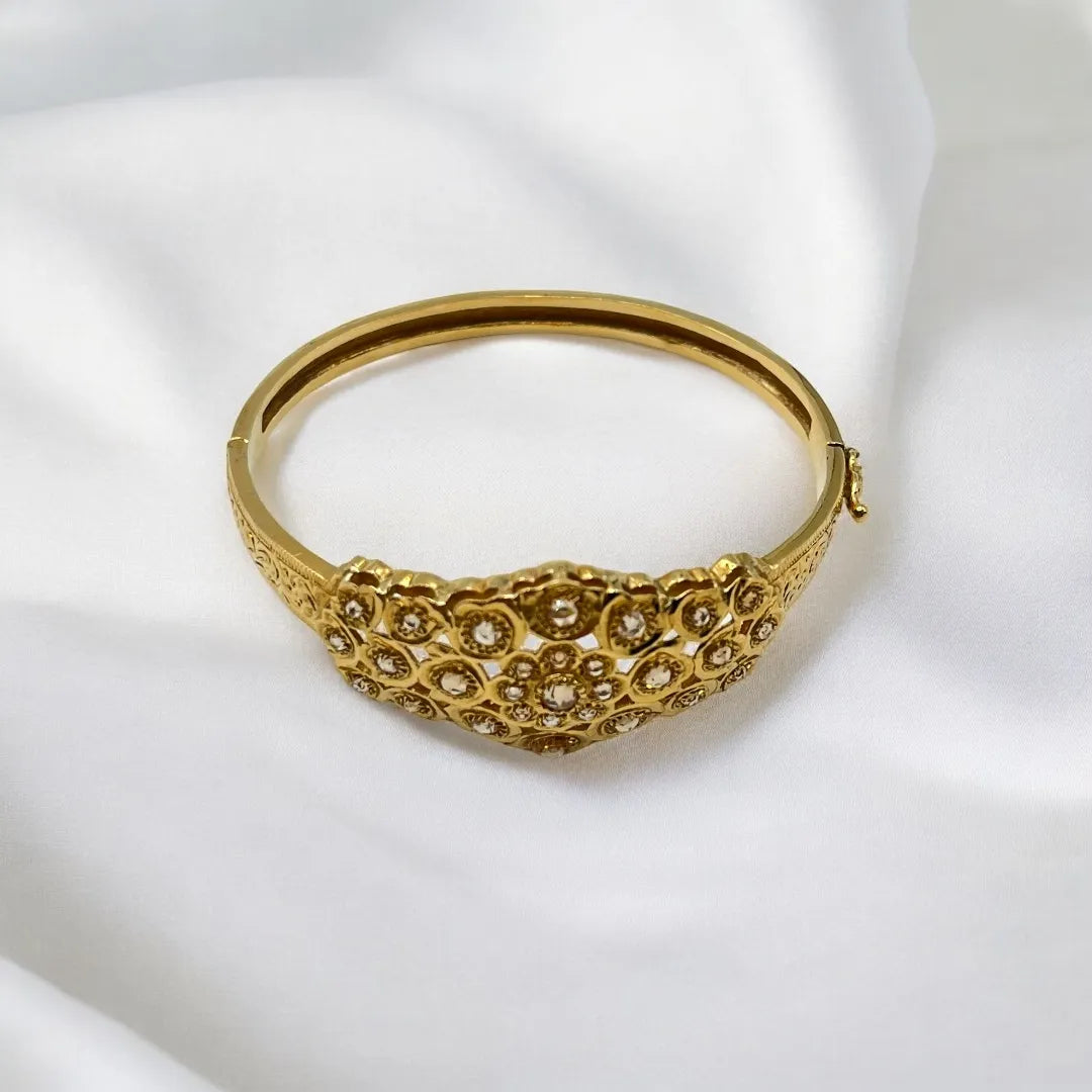 Bracelet Traditionnel en Or 18K Serti Rosaces