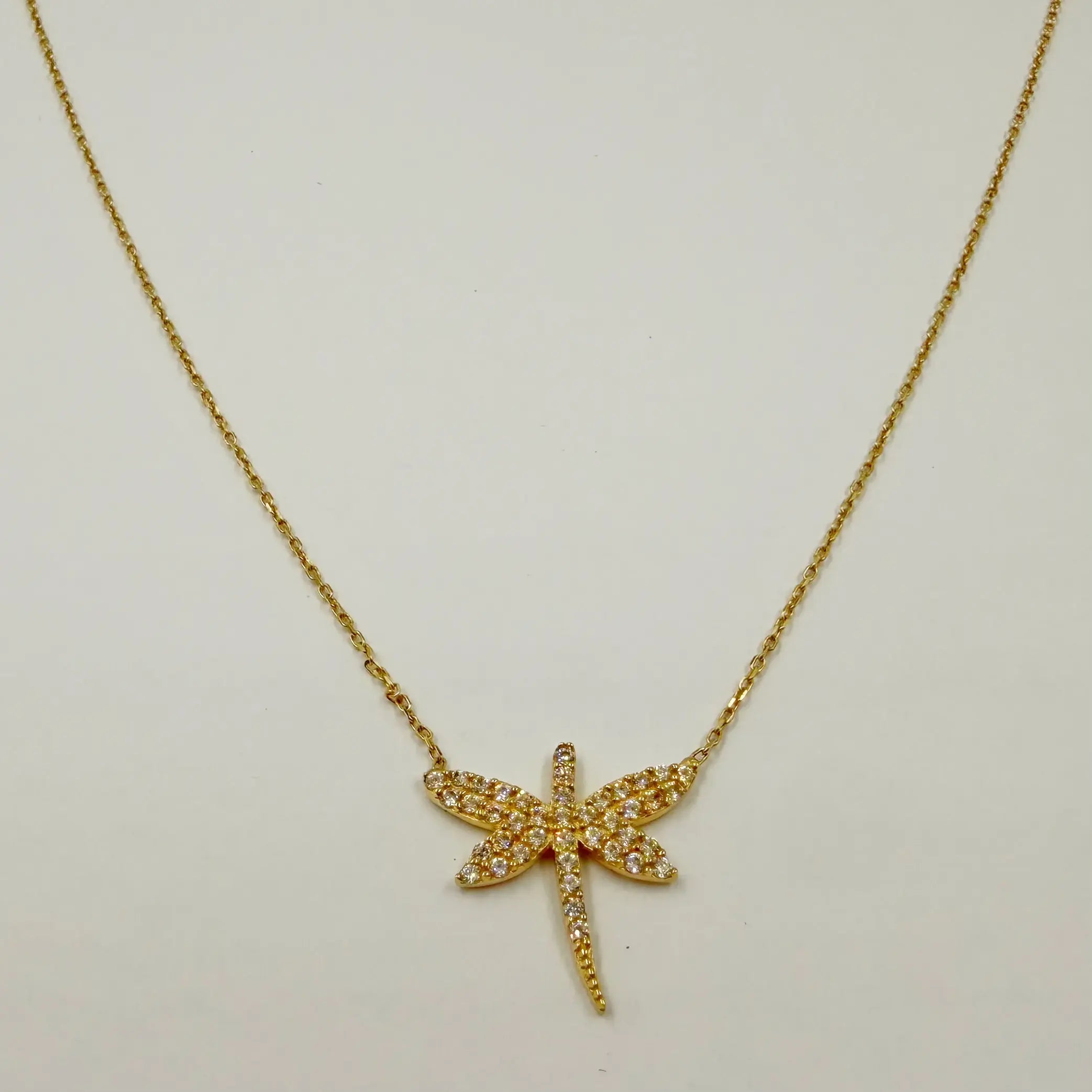 Collier Libellule Pavée en Or Jaune 18K