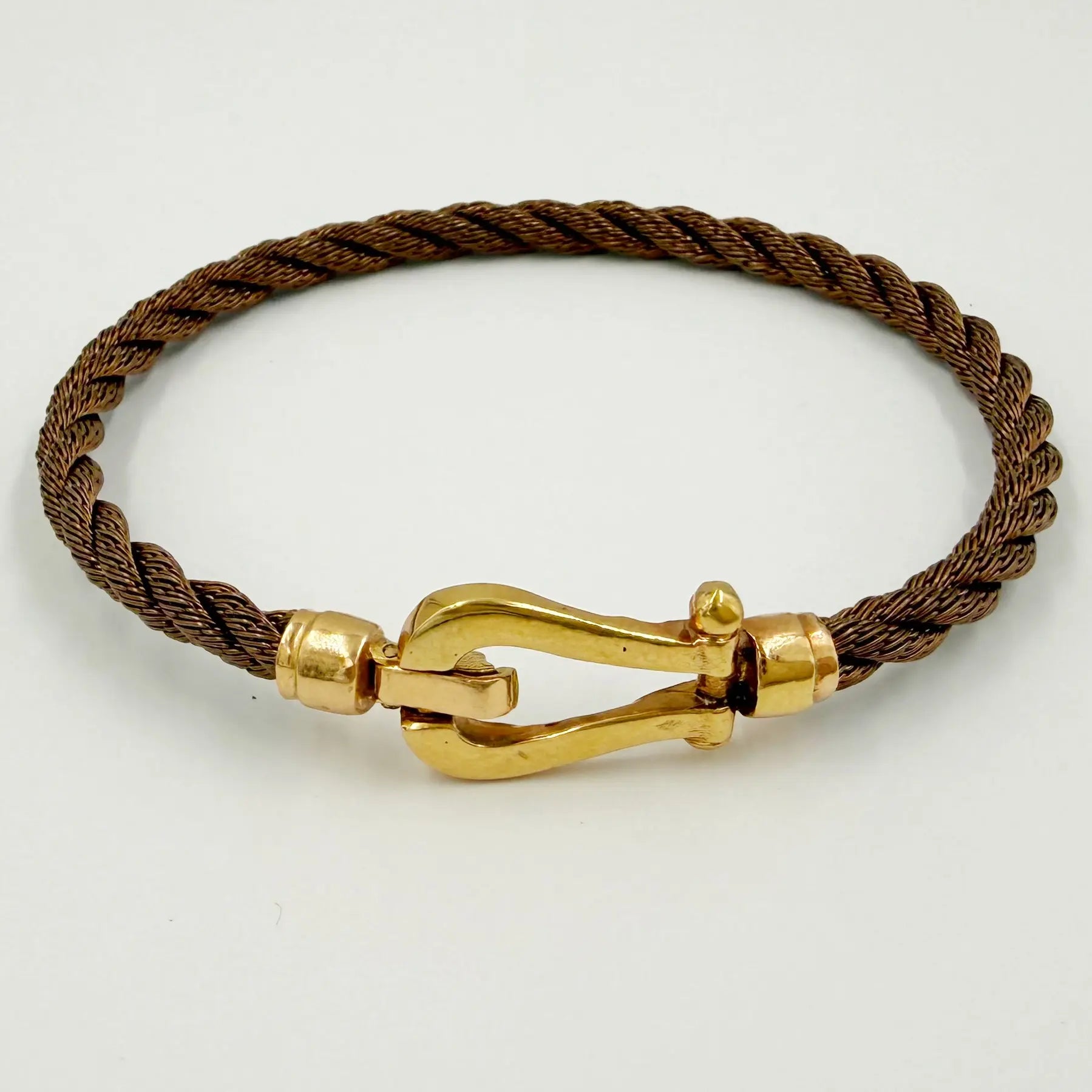 Bracelet homme en acier marron et boucle en or rose