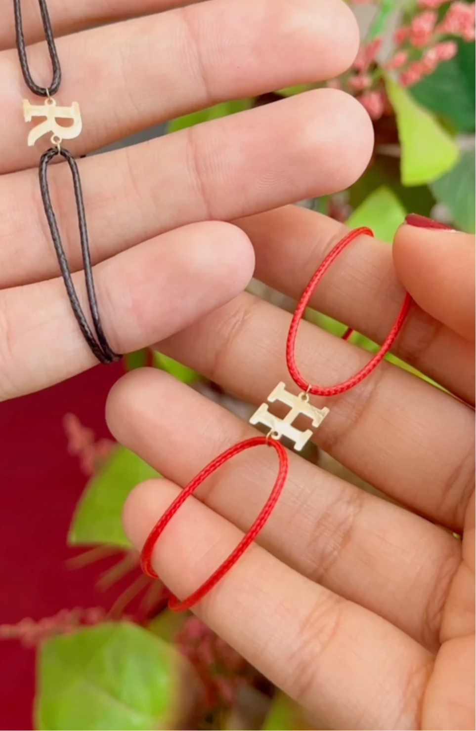 Bracelet lettre en Or 18k. Tous les lettres disponibles [B.FETHI™]
