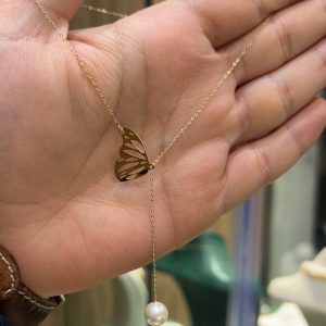 Collier papillon en Or18k avec une perle naturelle [B.FETHI™]