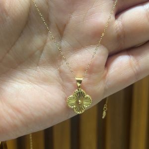 Collier Van cleef en Or18k [B.FETHI™]