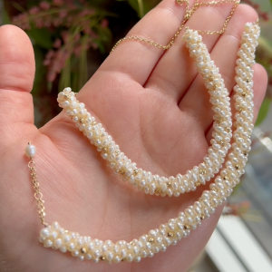 Ensemble Nyris en Or 18k Avec des Petites Pierres de Johar Naturelles (Collier et Gourmette) [B.FETHI™]