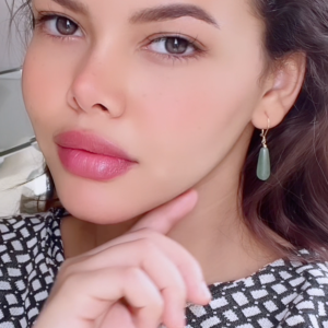 Boucles D'oreilles LARA en Or 18k avec Pierre Émeraude Naturelle [B.FETHI™]