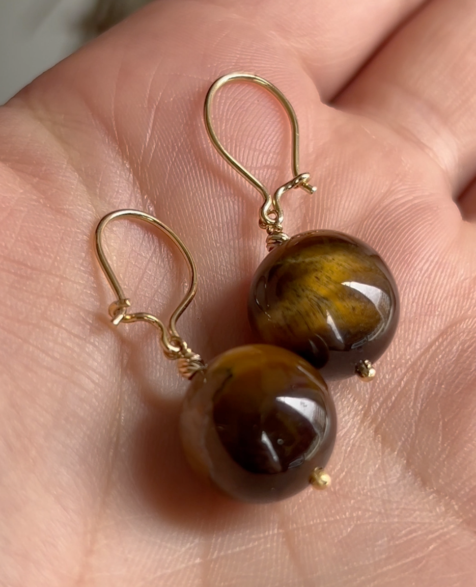 Boucles D'oreilles VALORA en Or 18k - Avec Une Pierre Naturelle [B.FETHI™]