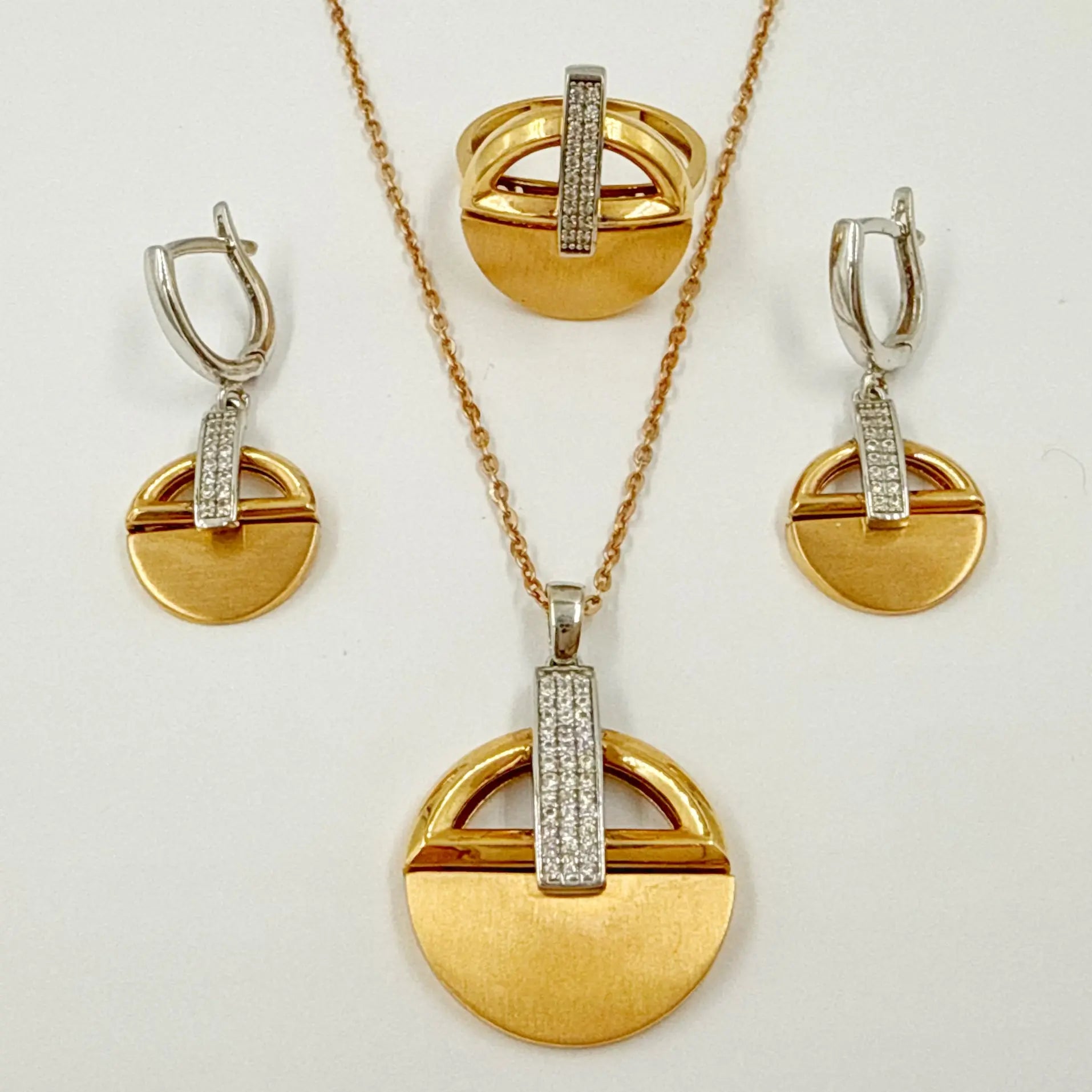 Parure Élégance Bicolore en or rose et or gris – Chaîne, pendentif, boucles d'oreilles et bague [B.FETHI™]