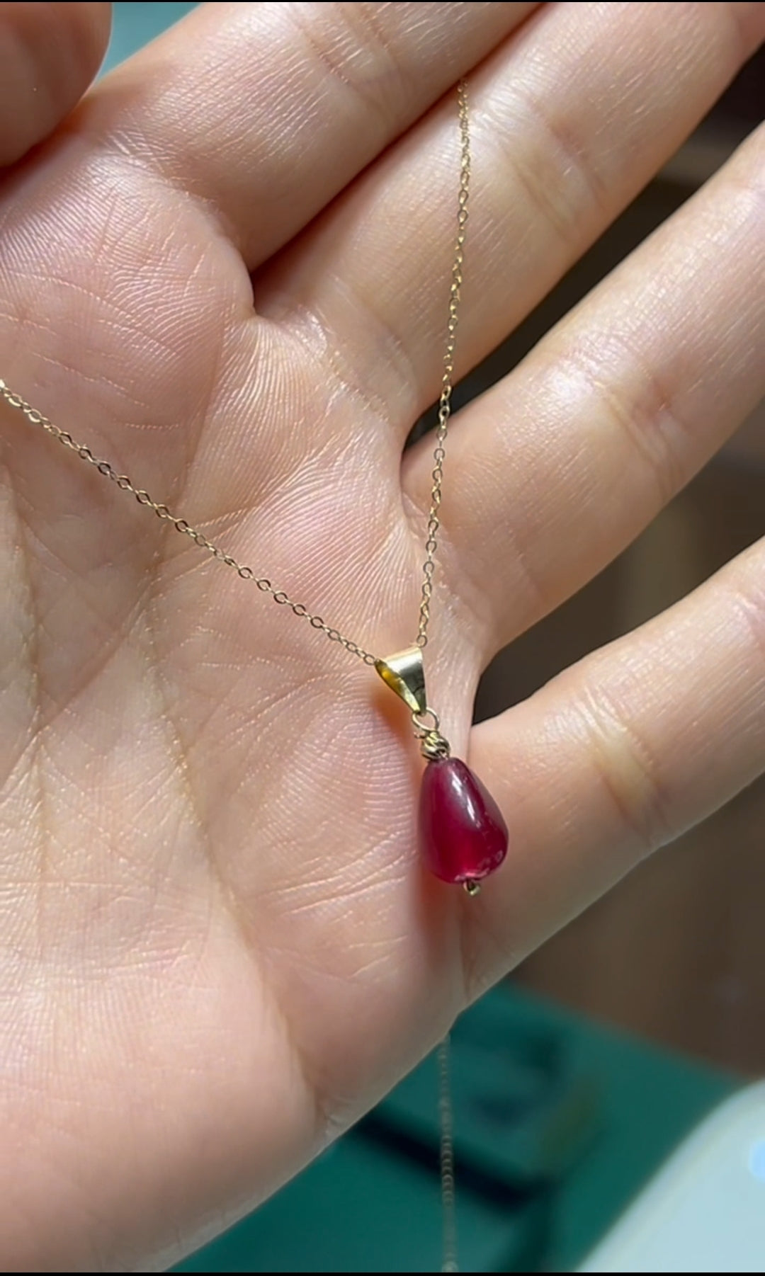 Collier en or 18k avec pierre naturelle [B.FETHI™]